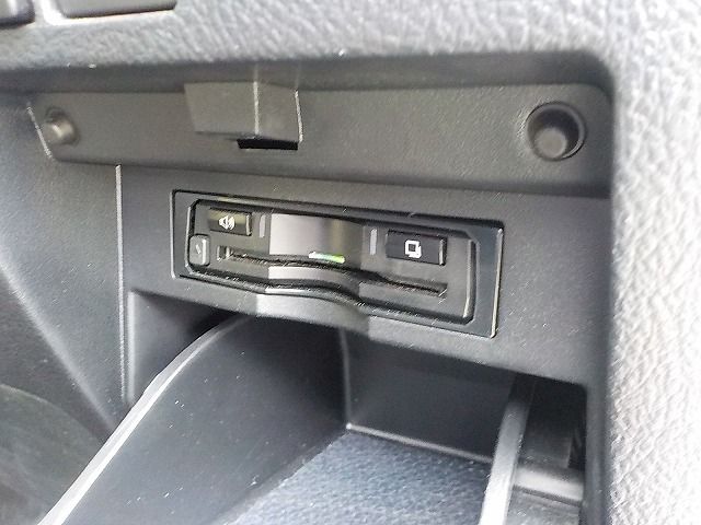 TOYOTA VELLFIRE 2018 Image 31