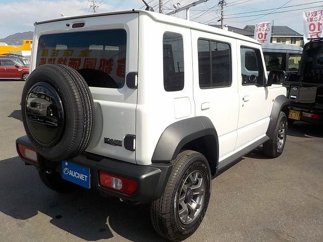 SUZUKI JIMNY NOMADE 2025 Image 31