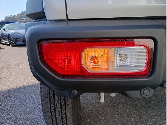 SUZUKI JIMNY NOMADE 2025 Image 31