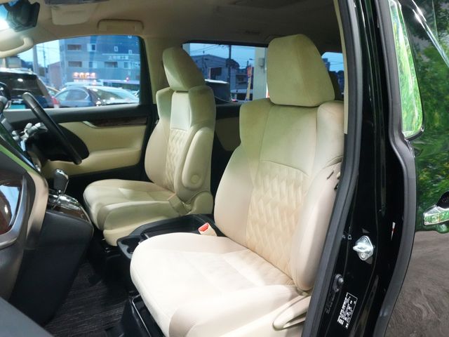 TOYOTA ALPHARD 2018 Image 31
