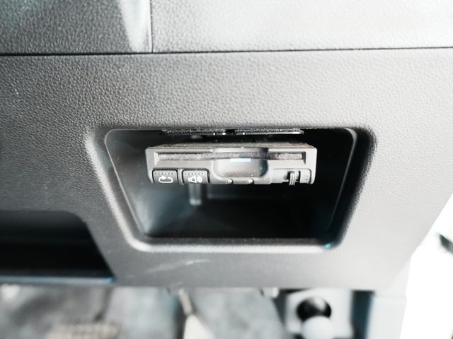 DAIHATSU TANTO CUSTOM 2014 Image 31