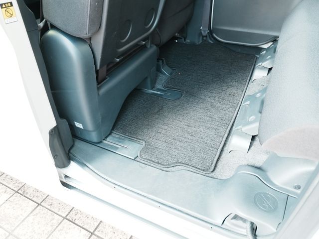 DAIHATSU TANTO CUSTOM 2014 Image 31