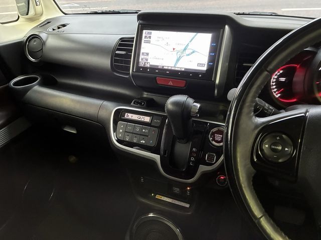 HONDA N BOX SLASH 2015 Image 31