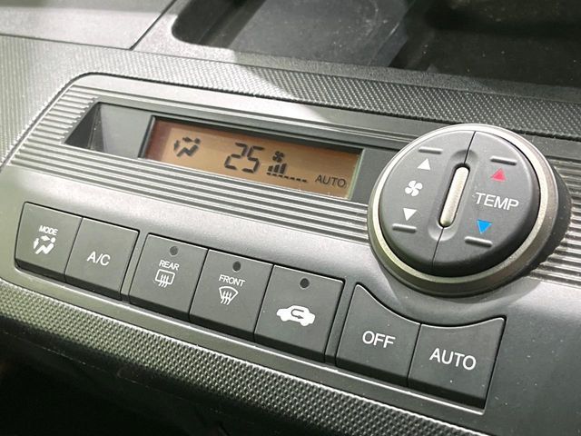 HONDA FREED SPIKE 2011 Image 31