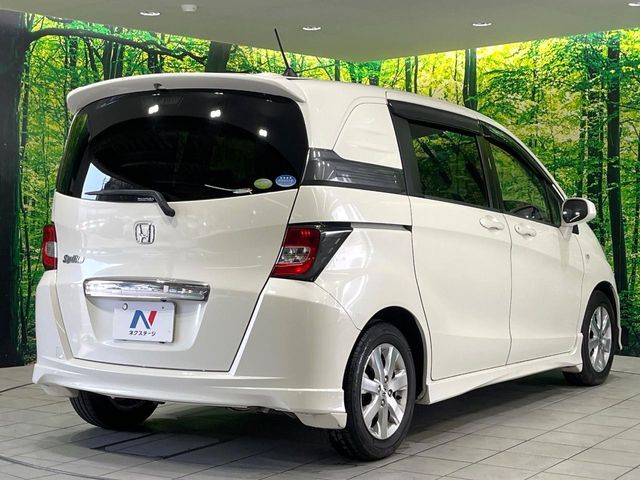 HONDA FREED SPIKE 2011 Image 31