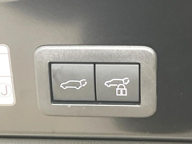 TOYOTA COROLLA CROSS HYBRID 2023 Image 31