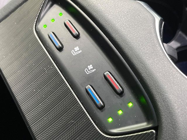 TOYOTA HARRIER HYBRID 2023 Image 31