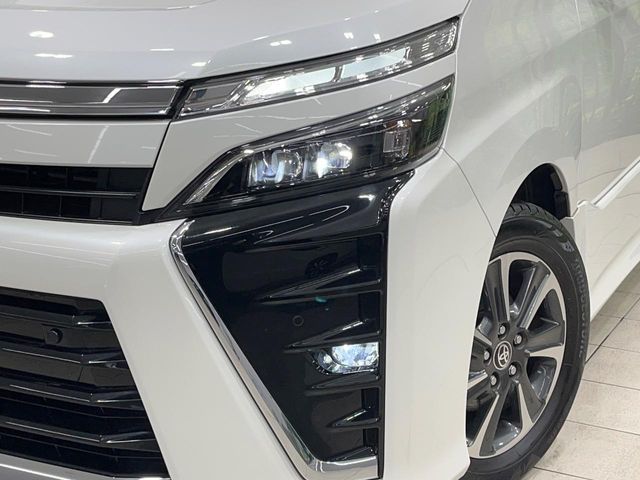 TOYOTA VOXY 2021 Image 31