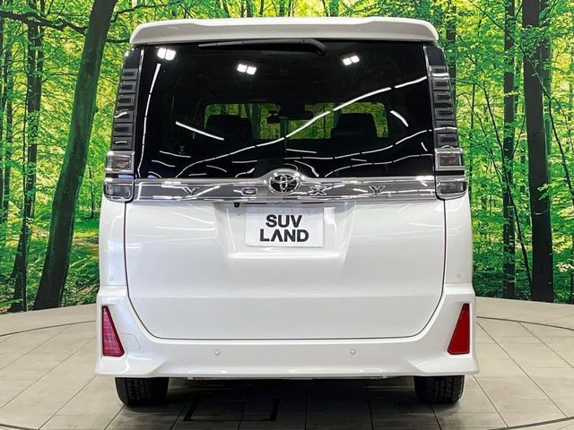 TOYOTA VOXY 2021 Image 31