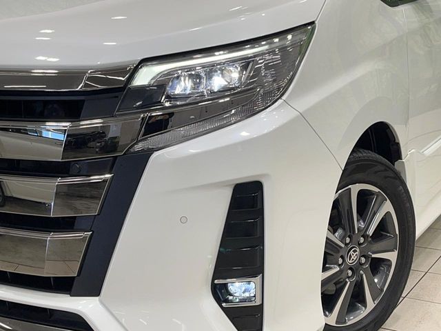 TOYOTA NOAH 2019 Image 31