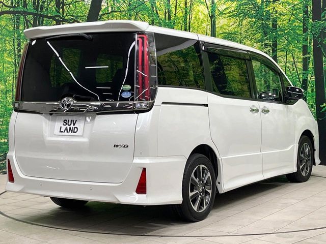 TOYOTA NOAH 2019 Image 31