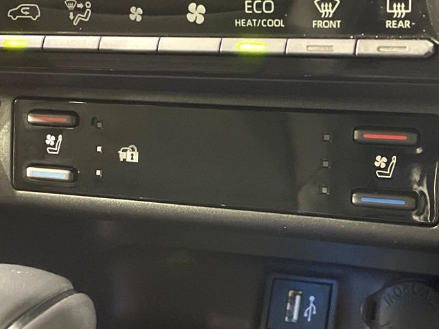 TOYOTA RAV4 4WD 2023 Image 31