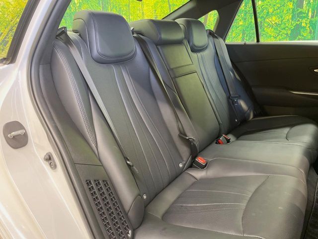 TOYOTA CROWN SEDAN HYBRID 2021 Image 31