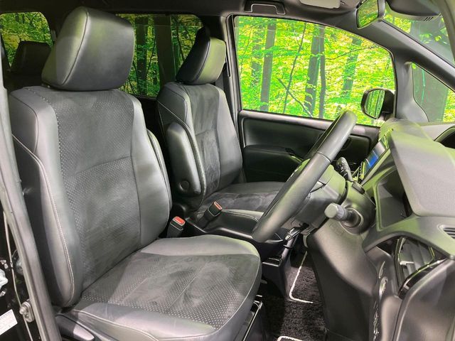 TOYOTA VOXY 2021 Image 31