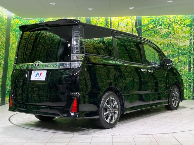 TOYOTA VOXY 2021 Image 31