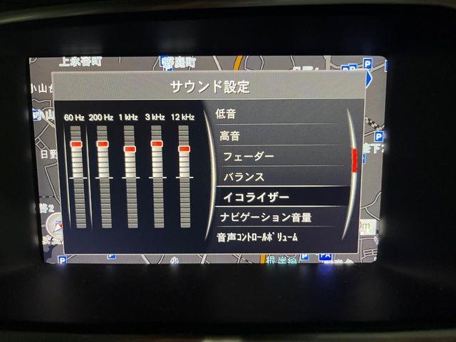 VOLVO V40 2019 Image 31