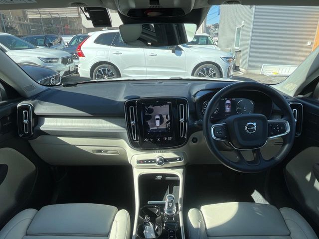 VOLVO XC40 2021 Image 31