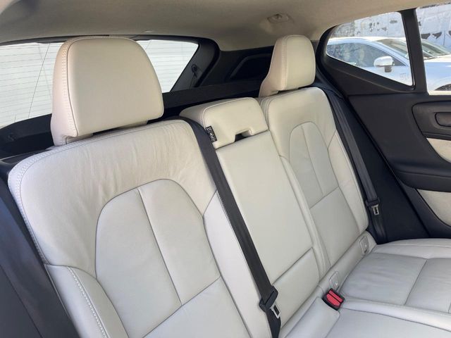VOLVO XC40 2021 Image 31