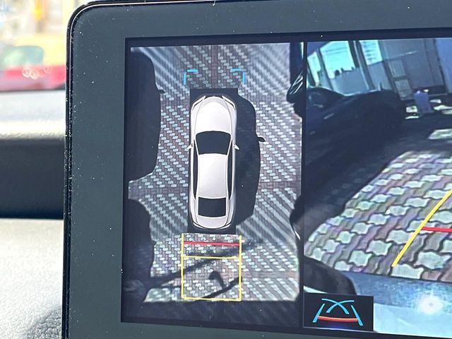 TOYOTA LEXUS IS300H 2023 Image 31