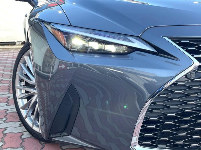 TOYOTA LEXUS IS300H 2021 Image 31