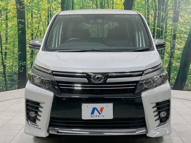 TOYOTA VOXY 2017 Image 31