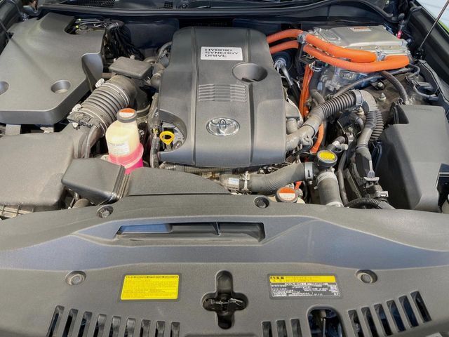 TOYOTA CROWN SEDAN HYBRID 2015 Image 31