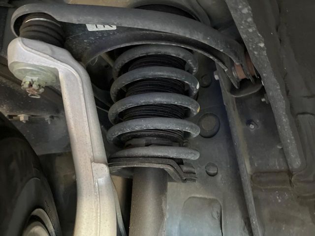 TOYOTA CROWN SEDAN HYBRID 2015 Image 31