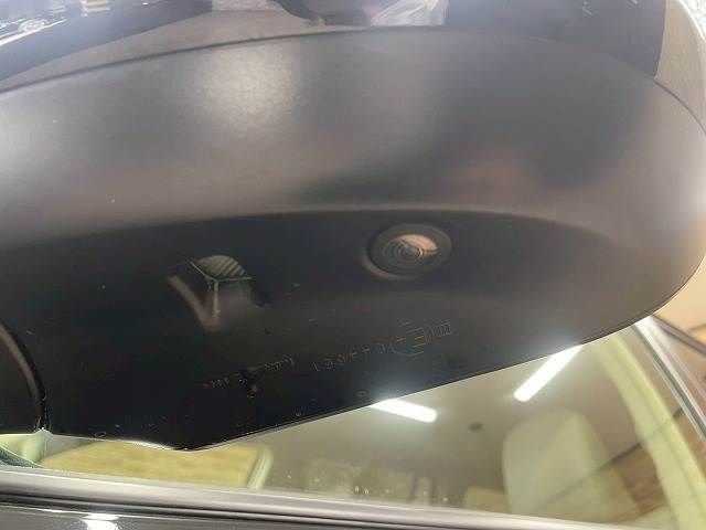 TOYOTA LANDCRUISER PRADO 2022 Image 31