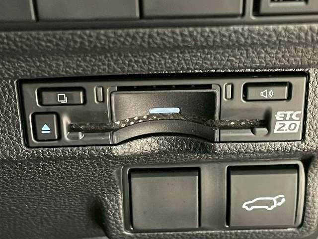 TOYOTA COROLLA CROSS HYBRID 2025 Image 31