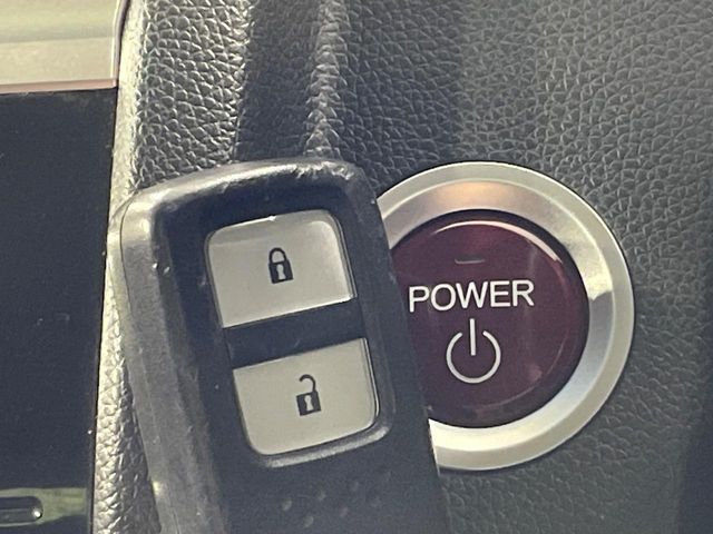 HONDA FIT HYBRID 2014 Image 31