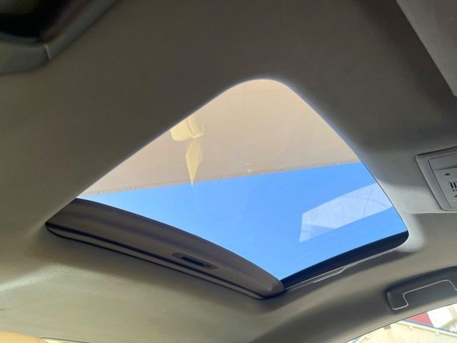 TOYOTA LEXUS RC300H 2015 Image 31