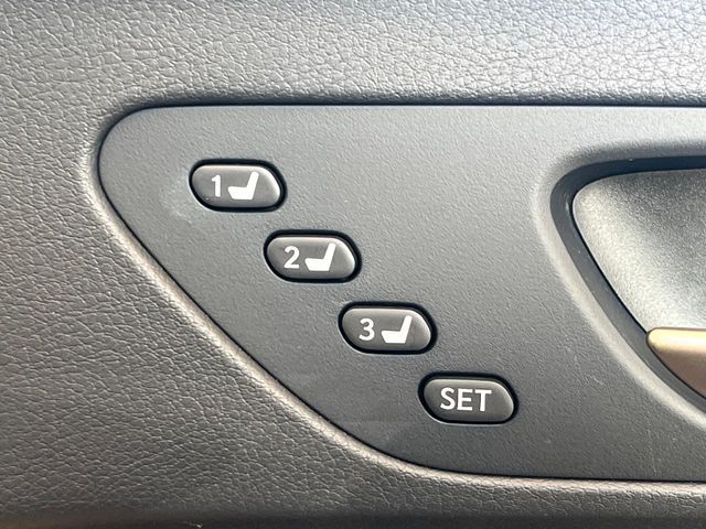 TOYOTA LEXUS RC300H 2015 Image 31