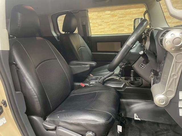 TOYOTA FJ CRUISER 4WD 2015 Image 31