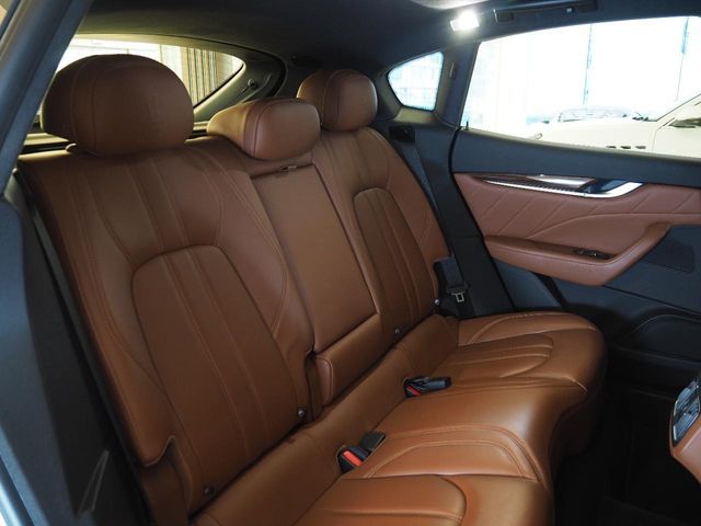 MASERATI LEVANTE 2018 Image 31