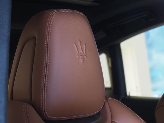 MASERATI LEVANTE 2018 Image 31