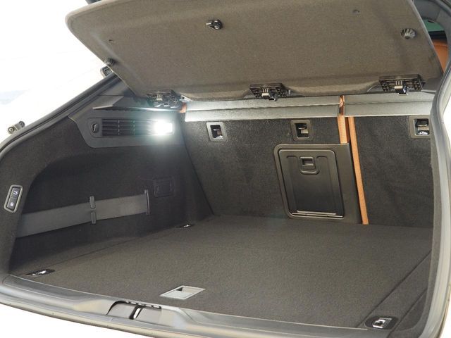 MASERATI LEVANTE 2018 Image 31