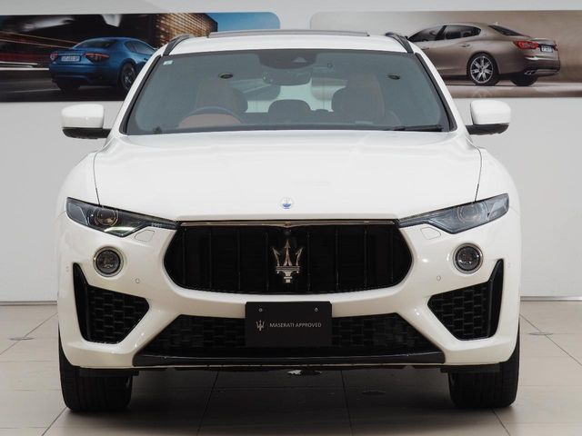 MASERATI LEVANTE 2018 Image 31