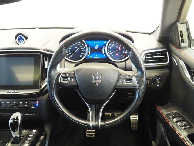 MASERATI GHIBLI SEDA 2018 Image 31