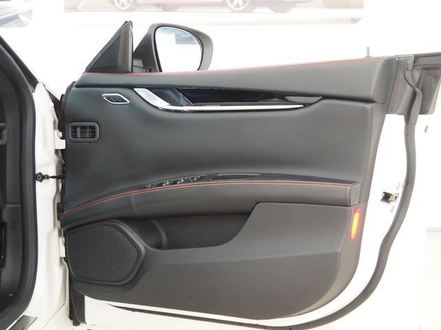 MASERATI GHIBLI SEDA 2018 Image 31