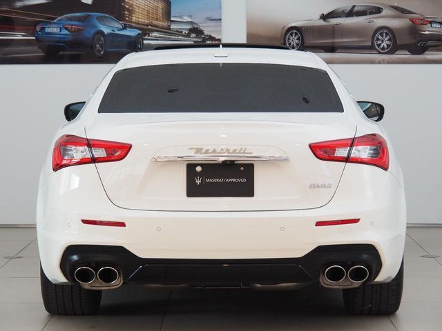 MASERATI GHIBLI SEDA 2018 Image 31