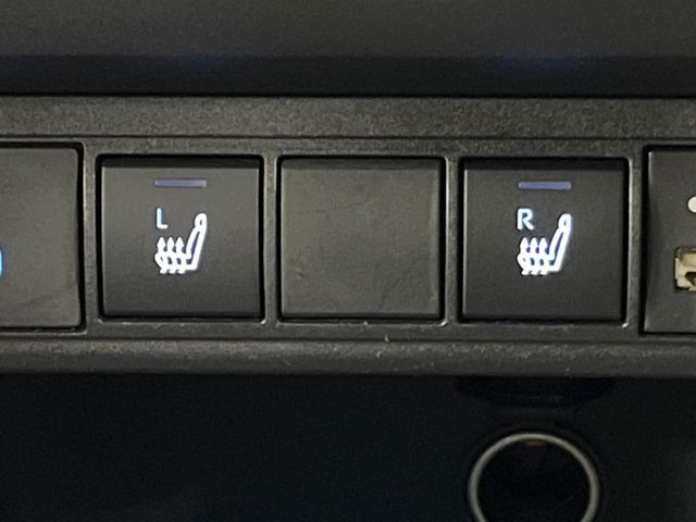 TOYOTA YARIS CROSS HYBRID 2022 Image 31