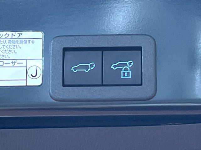 TOYOTA YARIS CROSS HYBRID 2022 Image 31