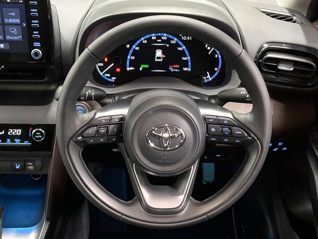 TOYOTA YARIS CROSS HYBRID 2022 Image 31