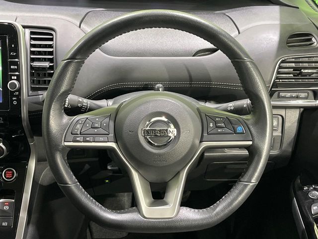 NISSAN SERENA  S-HYBRID 2017 Image 31