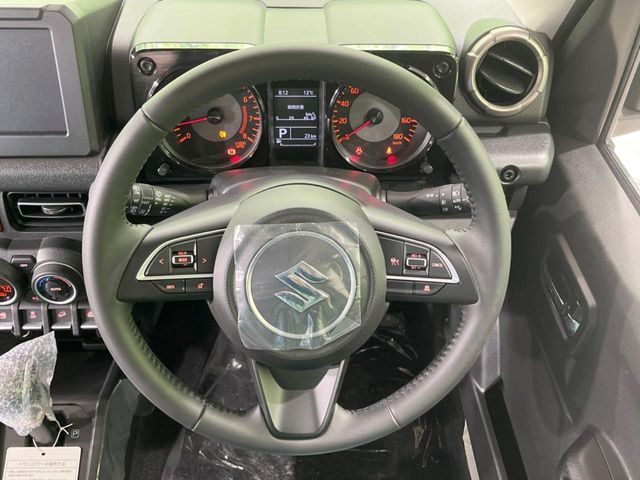 SUZUKI JIMNY NOMADE 2026 Image 31