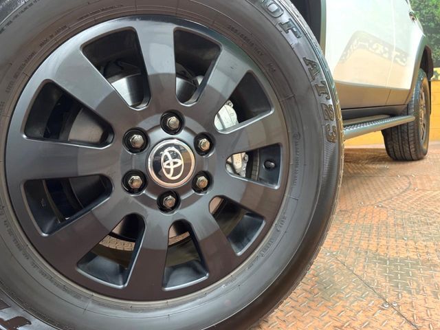 TOYOTA LANDCRUISER 250 2024 Image 31