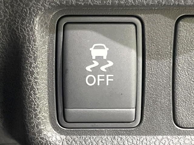 NISSAN NOTE 2015 Image 31