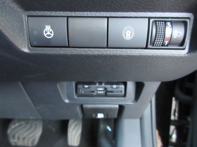 NISSAN NOTE 4WD 2022 Image 31