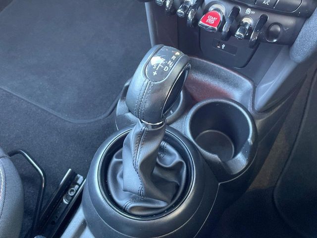 BMW MINI COOPER D 5DOOR 2019 Image 31