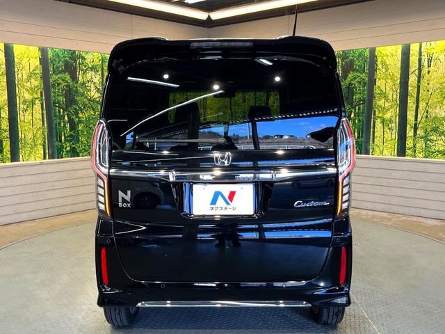 HONDA N BOX CUSTOM 2023 Image 31